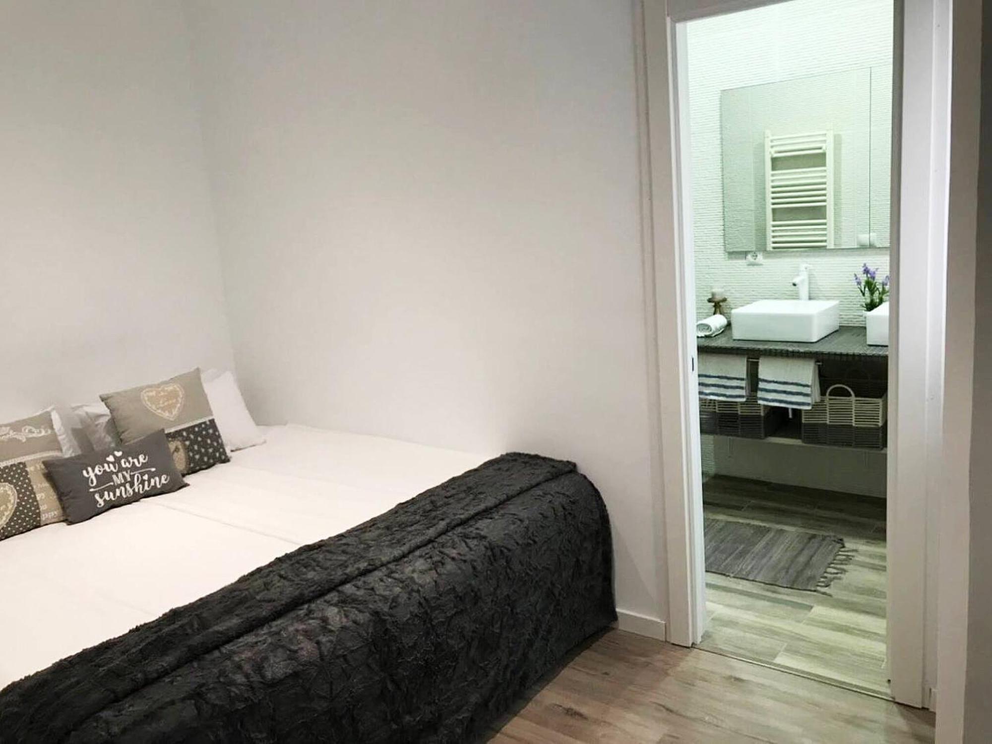 Adorable Urban Suites Las Palmas de Gran Canaria Pokoj fotografie
